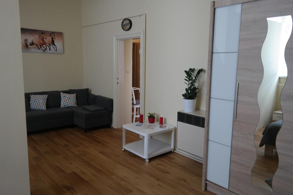 Apartamenty Marco - Stare Miasto - Super Wi Fi คราคูฟ ภายนอก รูปภาพ