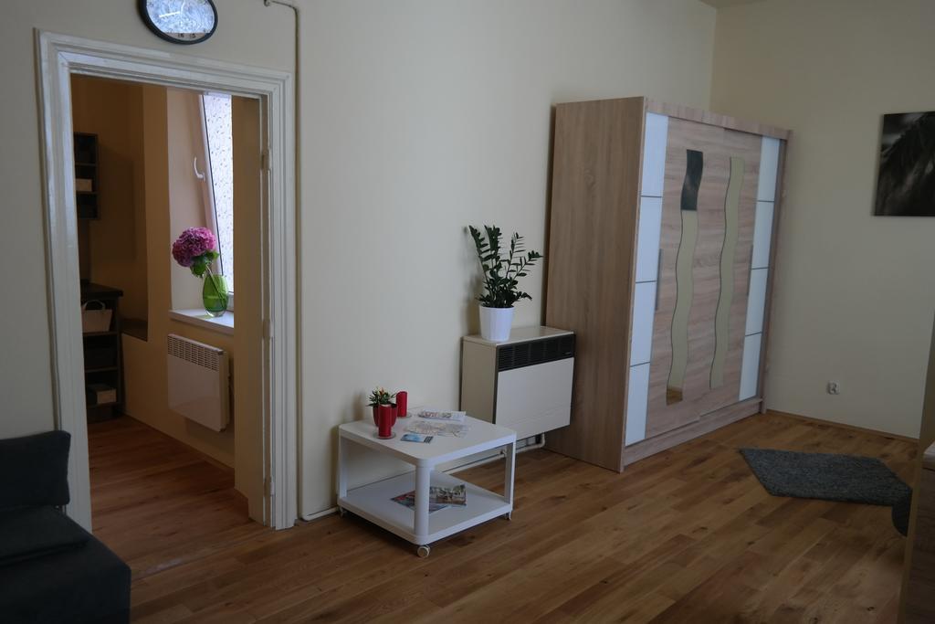 Apartamenty Marco - Stare Miasto - Super Wi Fi คราคูฟ ภายนอก รูปภาพ
